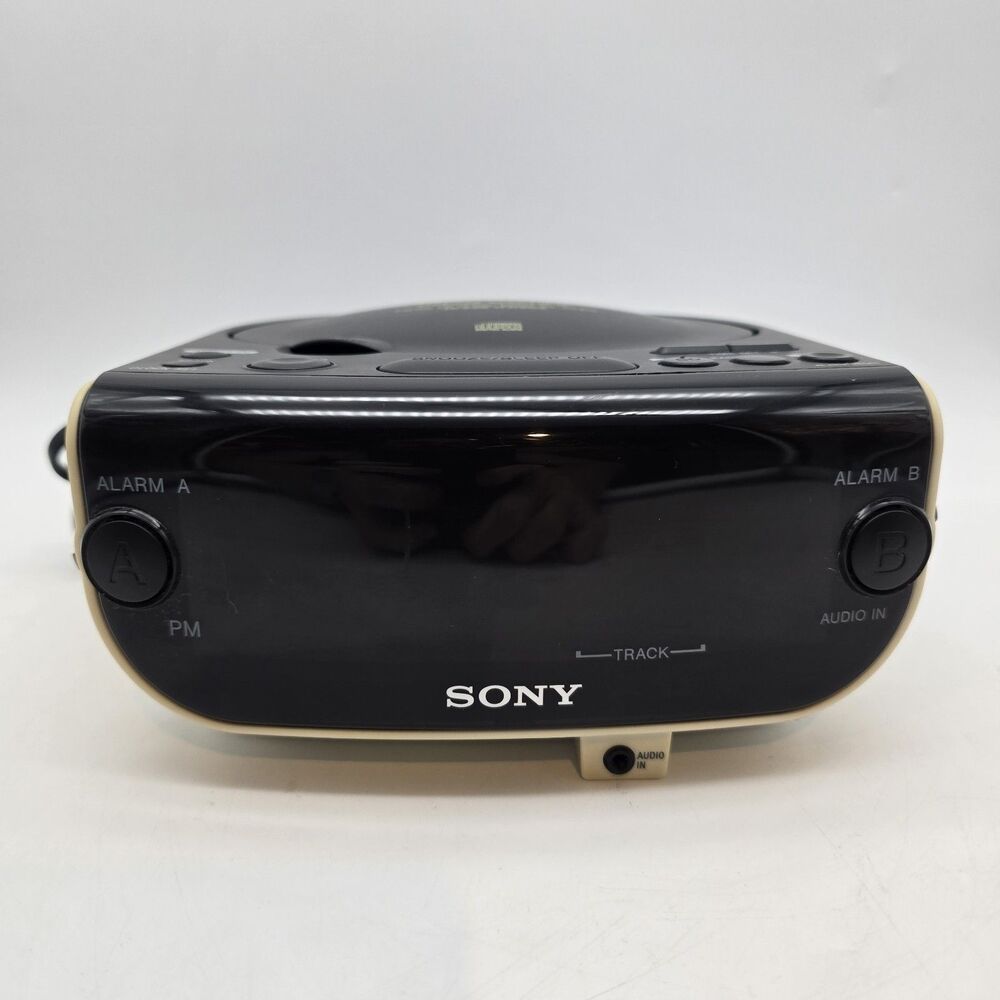 Sony Dream Machine ICF-CD815 FM/AM CD Player Clock Radio - Tested